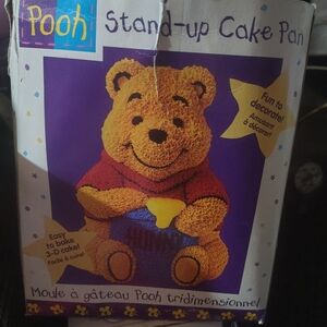 Pooh Bear Stand-Up Cake Pan